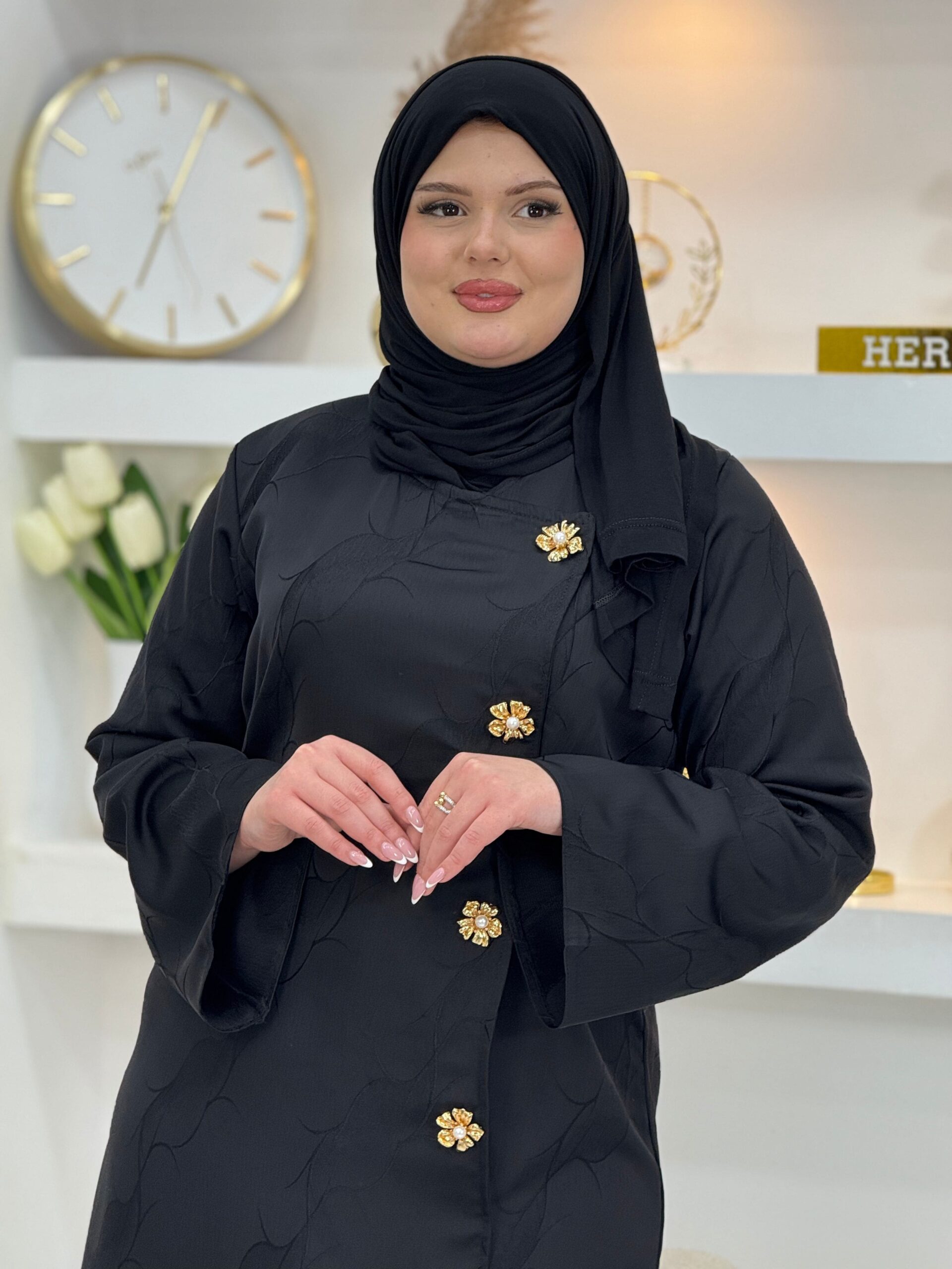 عباءة مشرقية -حضور فخم وأناقة عالية- - الصورة 4